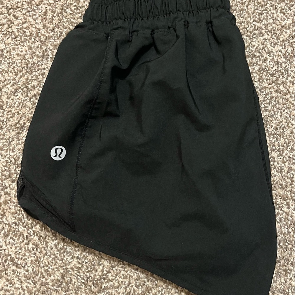 Lululemon Athletic Shorts size 6